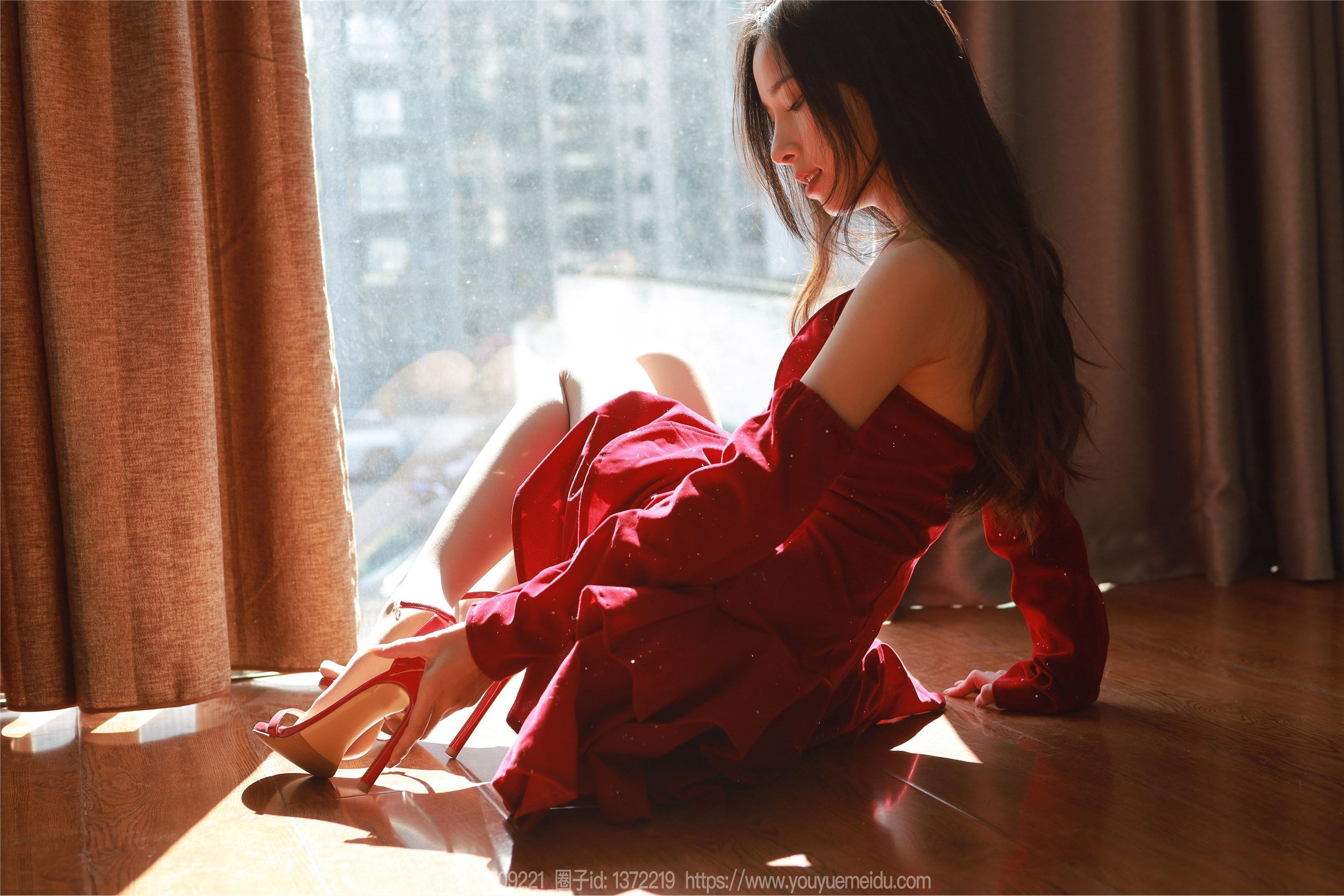 IESS异思趣向  2023.12.27 丝享家 1622 美子《美女阳光浴》